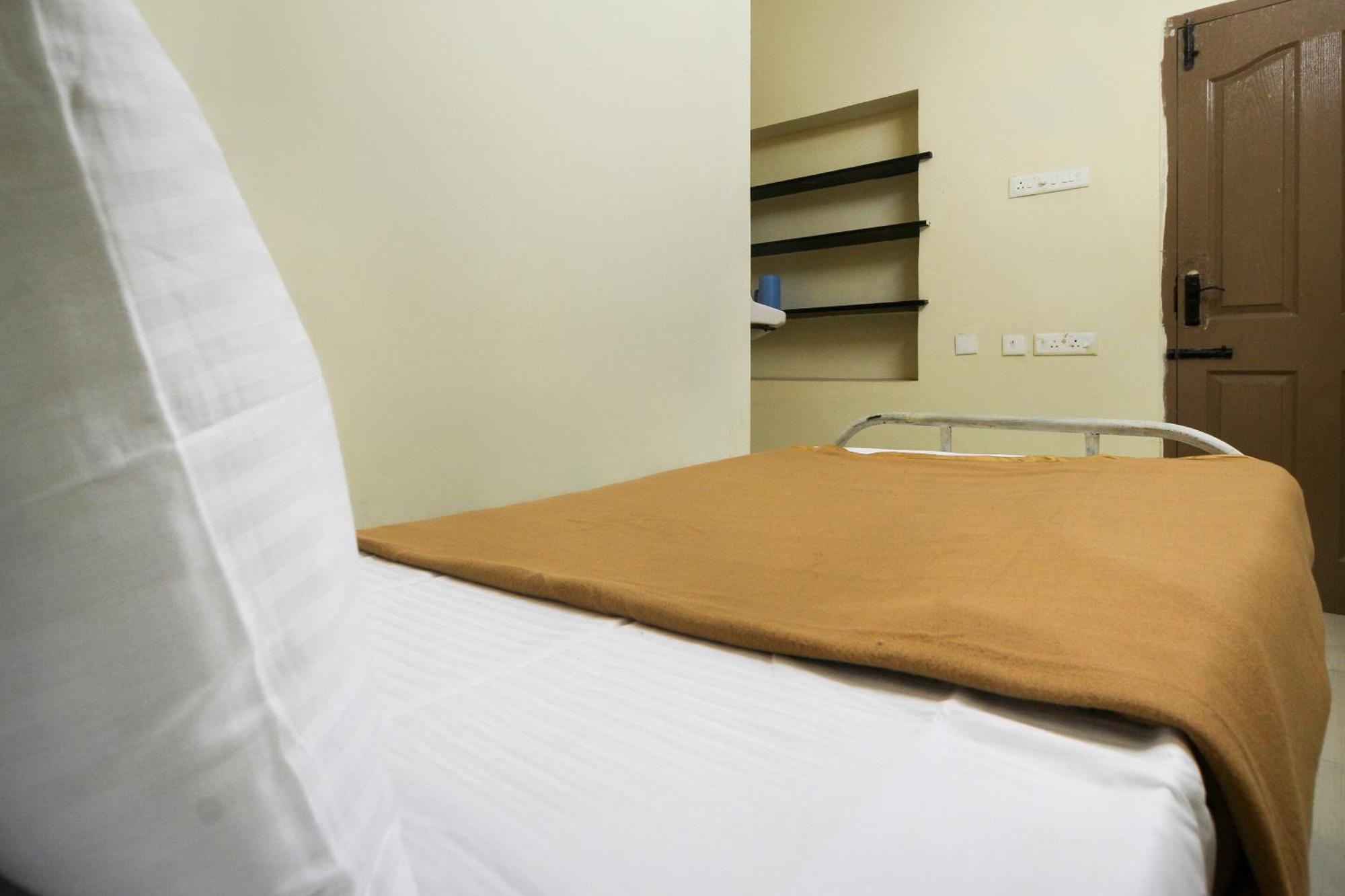 Spot On Jayalakshmi Residency Non Ac Hotel Kovilpatti Kültér fotó